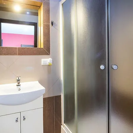 Komfort Aparthotel *